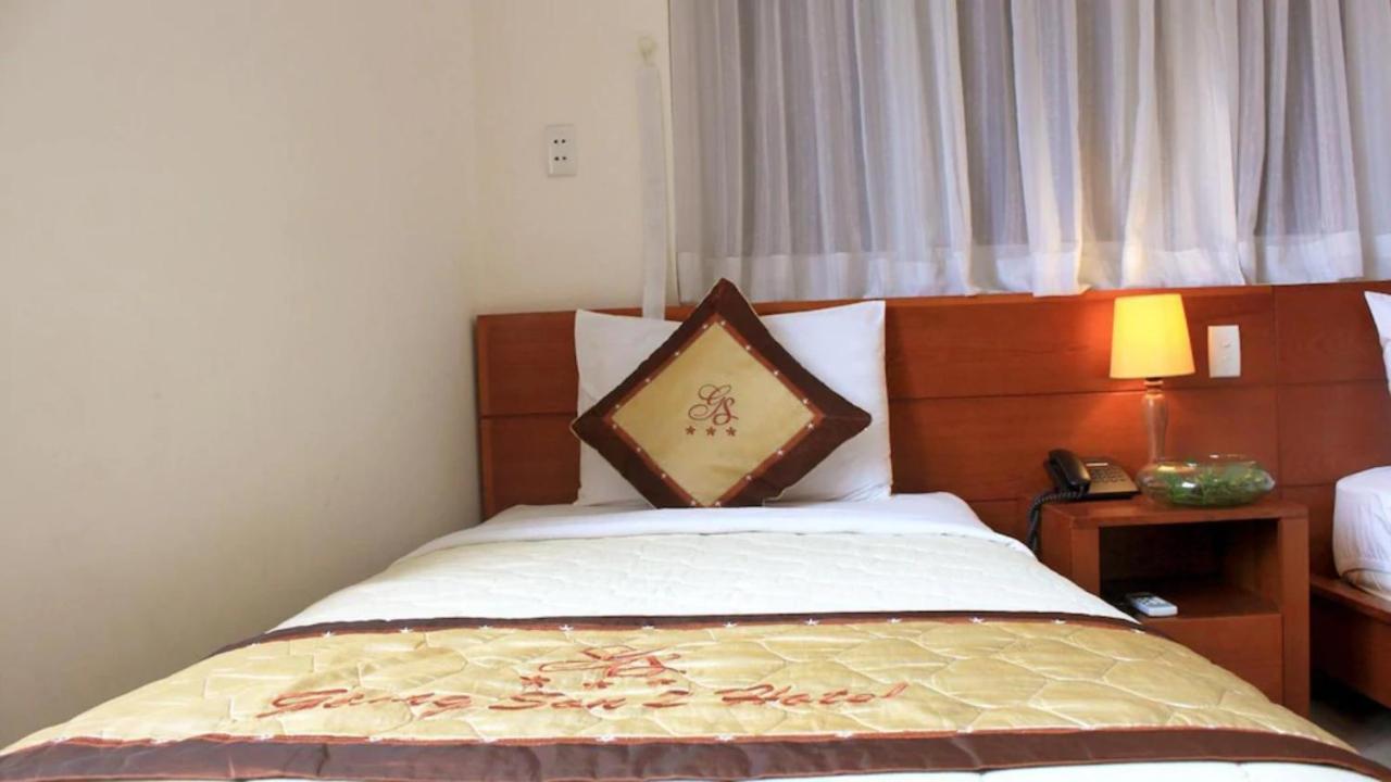 The Alley Saigon Hotel Ho Chi Minh City Exterior photo